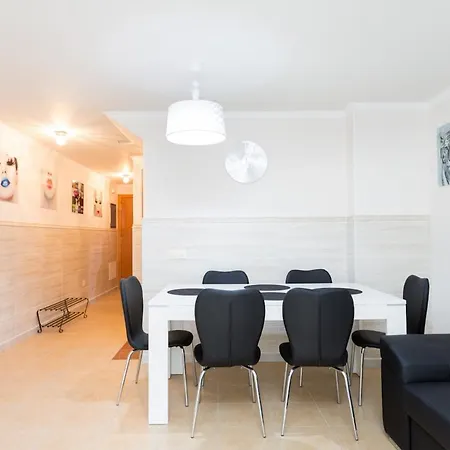 Oasis Fanabe Townhouse